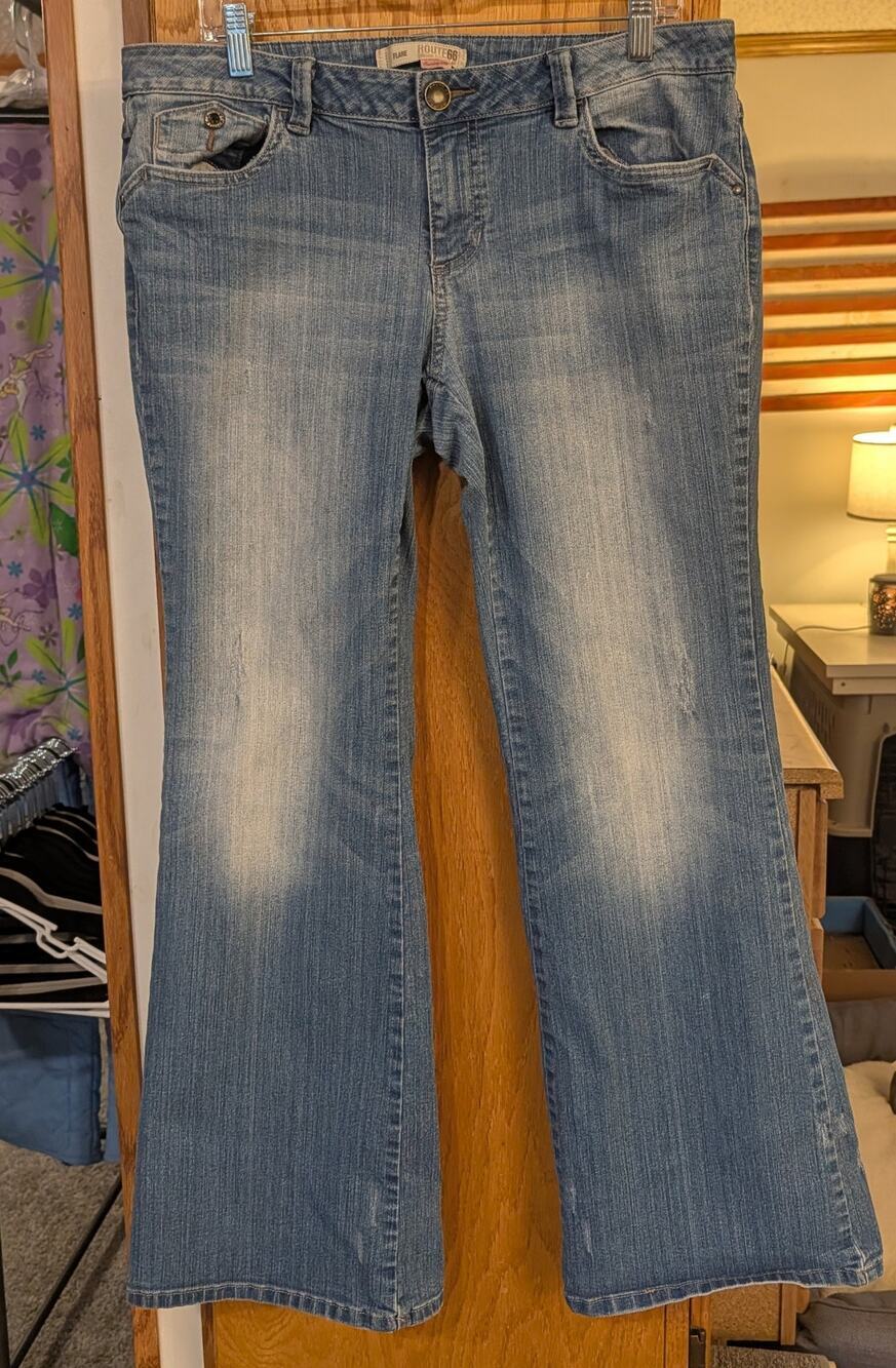 🏖️Women's 12 Route 66 Flare Curvy Fit Jeans
